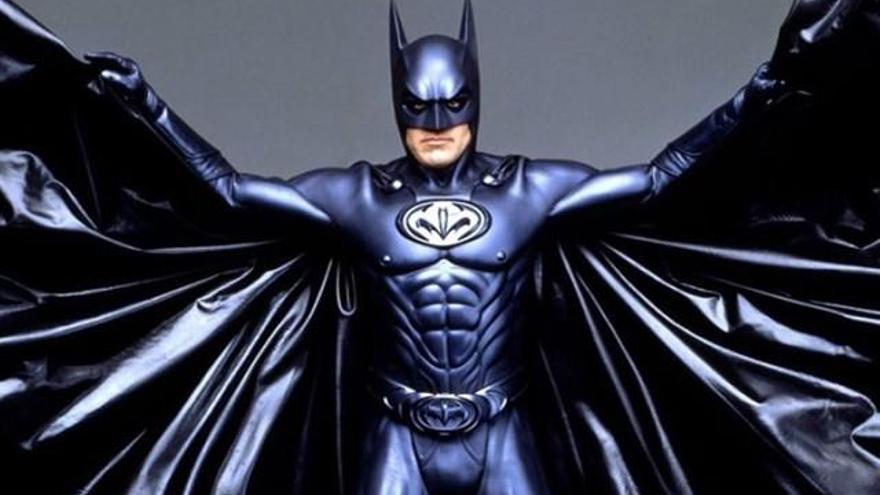 El traje de Batman que tenía pezones - La Opinión de Murcia