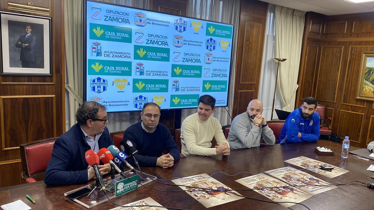 Presentación del partido de liga del Atlético Benavente en el Ángel Nieto.