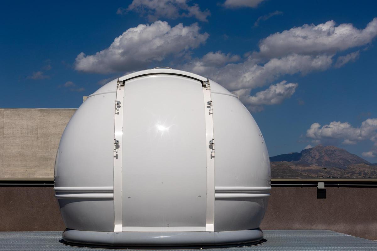 Inauguración del observatorio Guillermo Bernabéu y homenaje póstumo en el parque científico de la Universidad de Alicante Inauguración del observatorio Guillermo Bernabéu y homenaje póstumo en el parque científico de la Universidad de Alicante