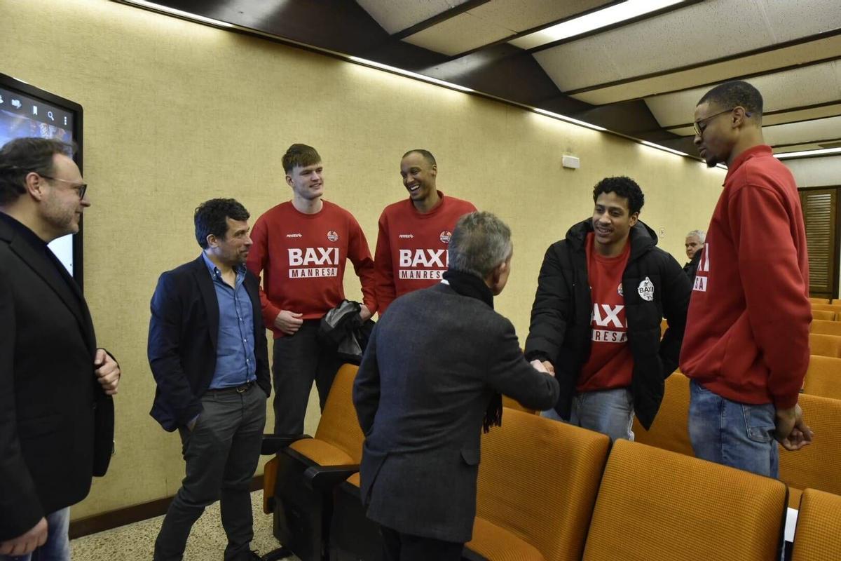 Imatges de la presentació de la refundació de la Fundació del Bàsquet Manresa