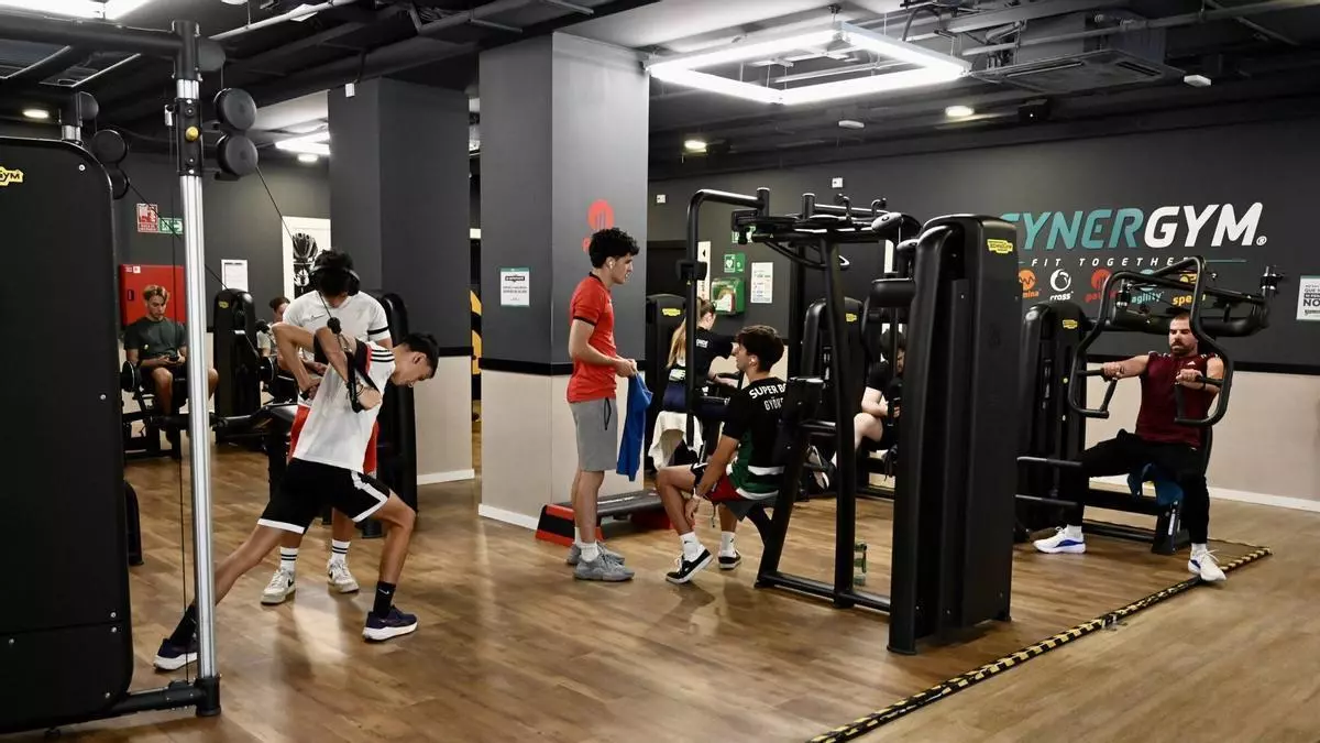 Matrículas gratis y descuentos para una vuelta al gimnasio que en Pontevedra se estira hasta octubre
