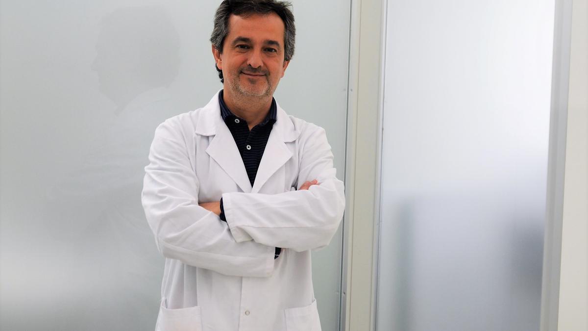 El doctor Eduardo Nagore, jefe clínico del Servicio de Dermatología de la Fundación IVO.
