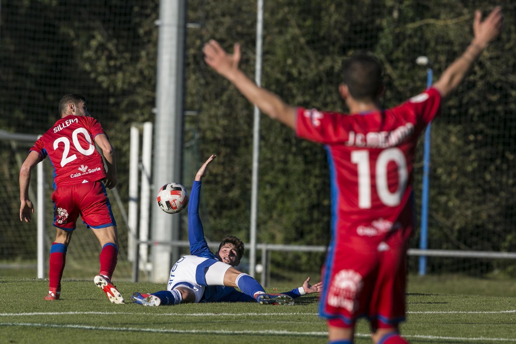 Las mejores imágenes de los partidos del Vetusta, Sporting B y Lealtad