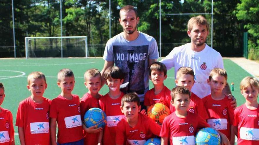 Pau López visita el Campus d&#039;Estiu del Girona FC