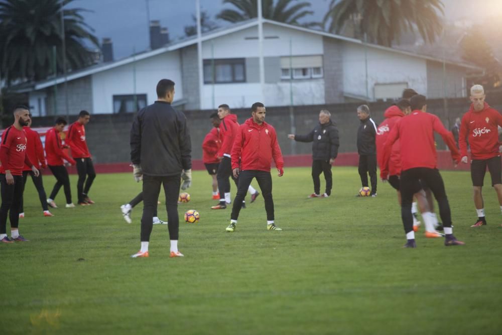 Entrenamiento del Sporting en Navia