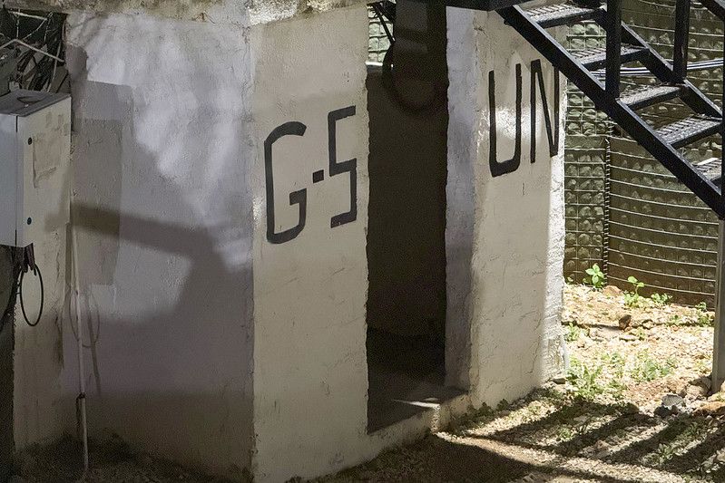 La ministra Robles visita a los soldados de la Brigada X en Líbano