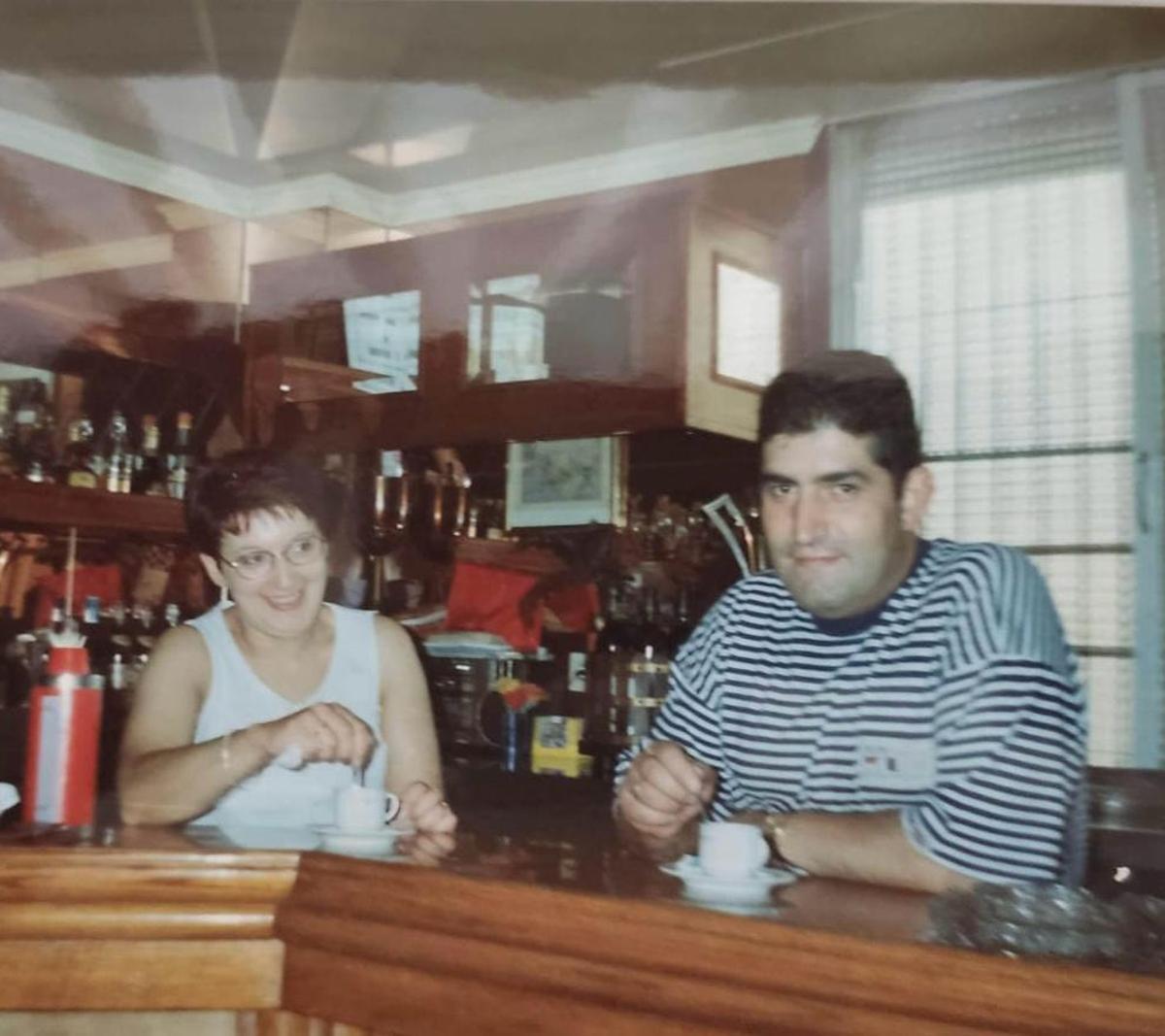 Imagen de los inicios en el bar.