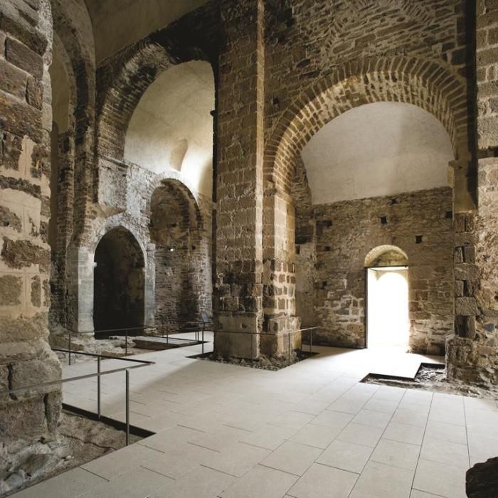 Restauració de Sant Quirze de Colera. Fases cobertes, fonaments i interior de la Nau. Rabós d’Empordà · Joan Falgueras i Font