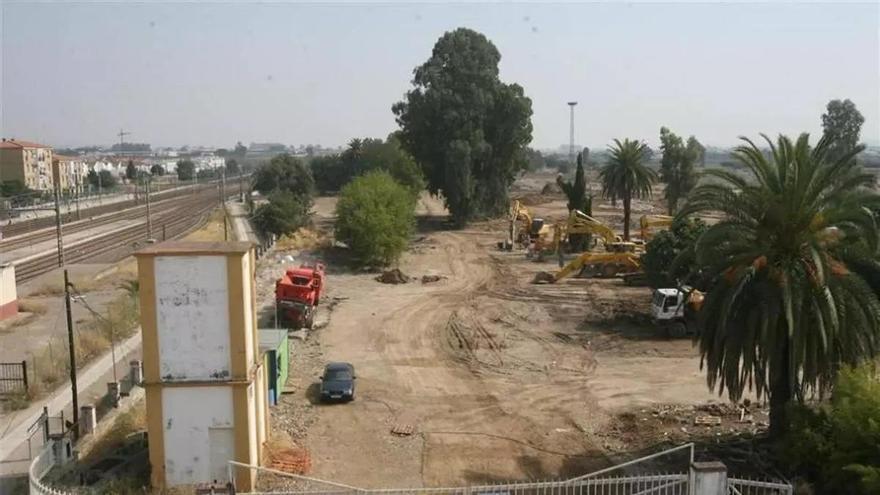 Urbanismo tendrá que limpiar dos parcelas residenciales de la antigua Azucarera de Villarrubia contaminadas por compuestos con "riesgo inadmisible" para la salud