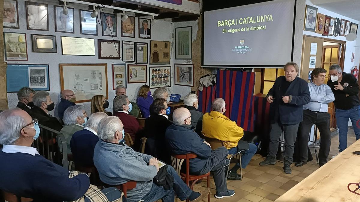 La conferencia contó con una gran afluencia de público