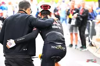 Caída de Ayuso, Roglic y Evenpoel en la quinta etapa