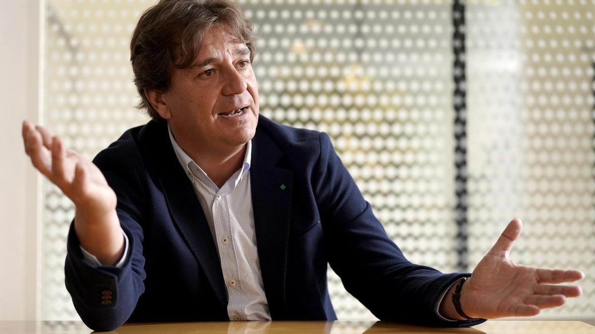 Javier Ayala, sobre el Yvonne Blake de Fuenlabrada: "La construcción de colegios por fases es un fracaso"