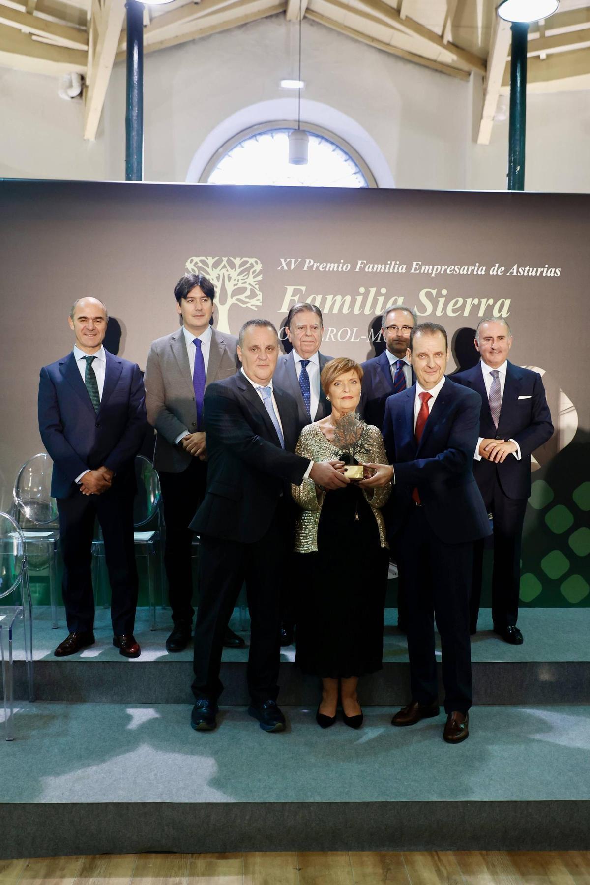 Entrega del XV Premio Familia Empresaria de Asturias, en imágenes