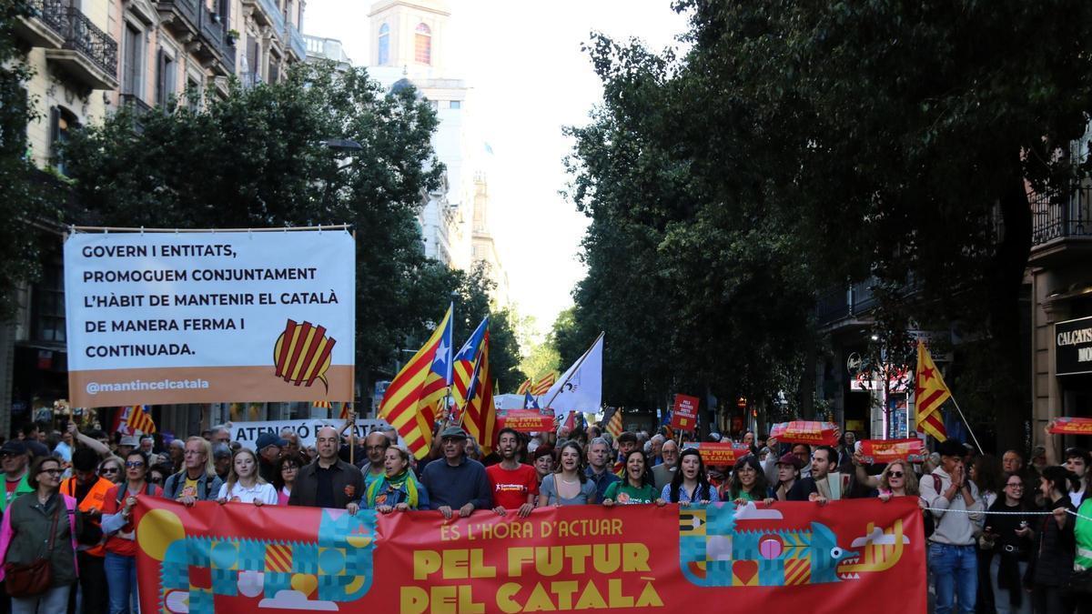 Katalan savunması Sant Jordi için üst üste ikinci kez yeniden sokaklara çıkıyor