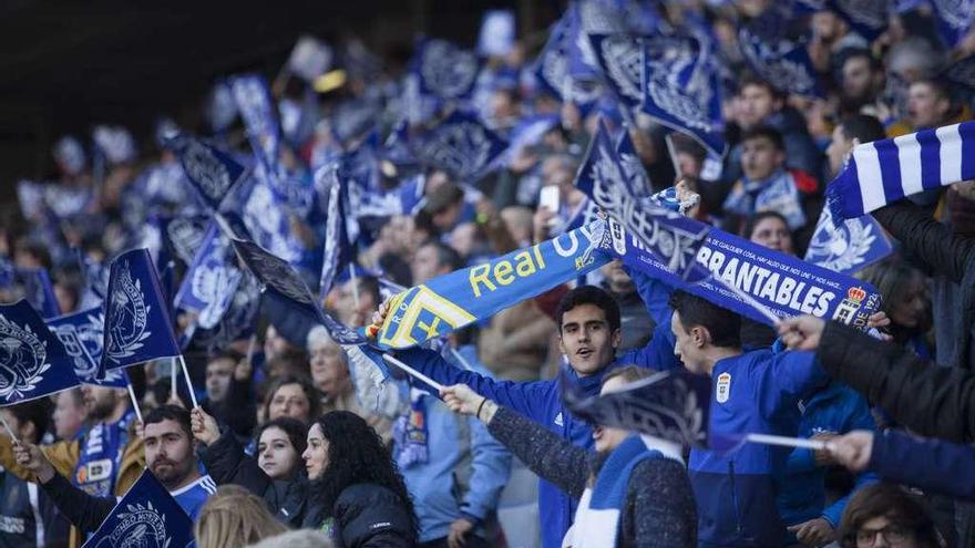 La grada del Tartiere, en el último encuentro ante el Sporting.