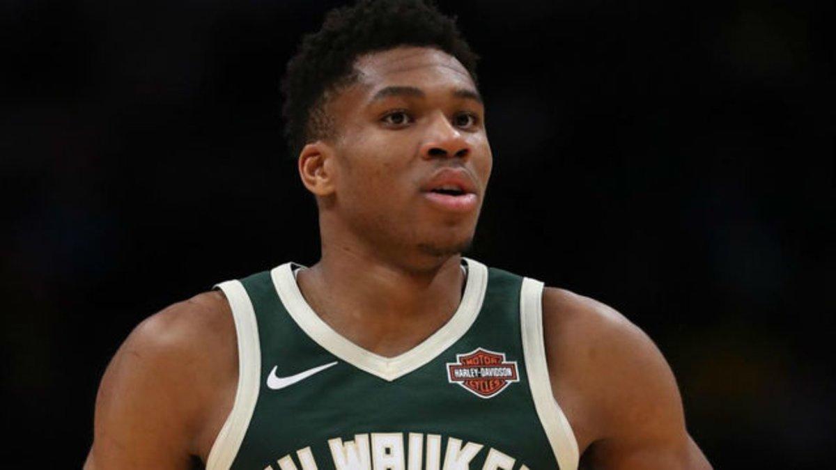 Antetokounmpo, durante un partido con los Bucks