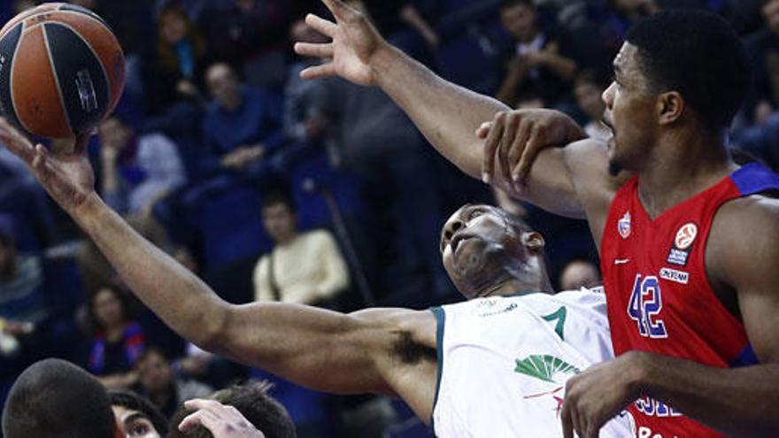 Unicaja vence en Moscú y sigue invicto.