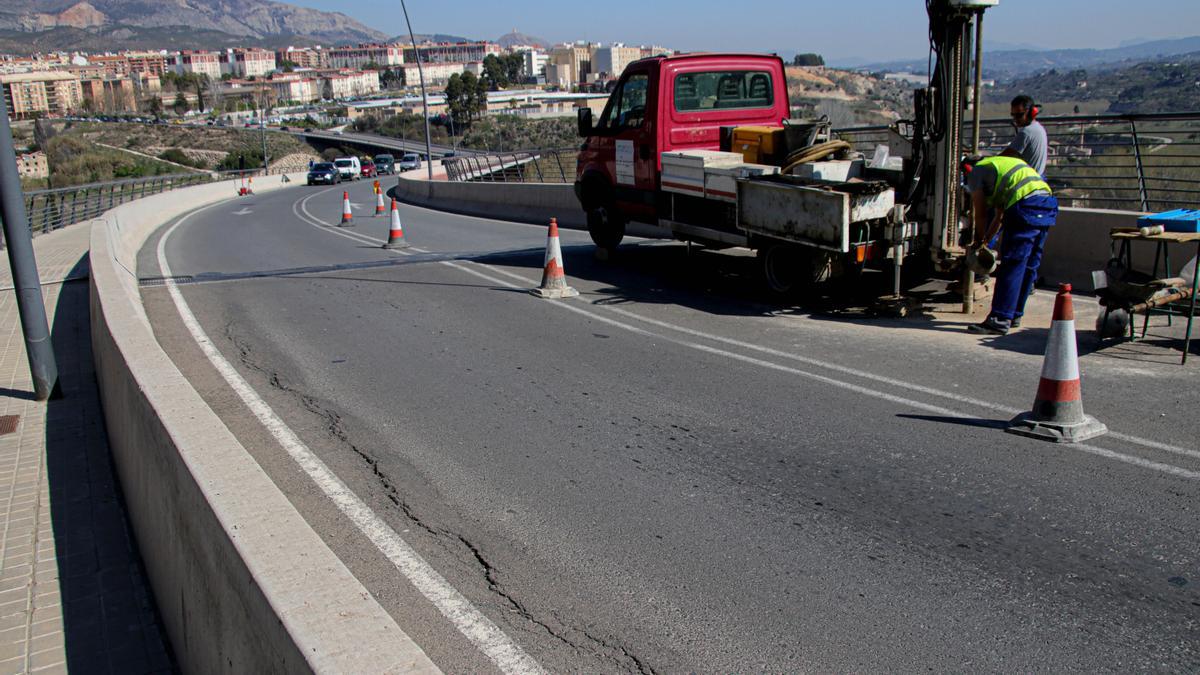 La Generalitat asumirá el coste de la reparación de las grietas del puente Paco Aura de Alcoy