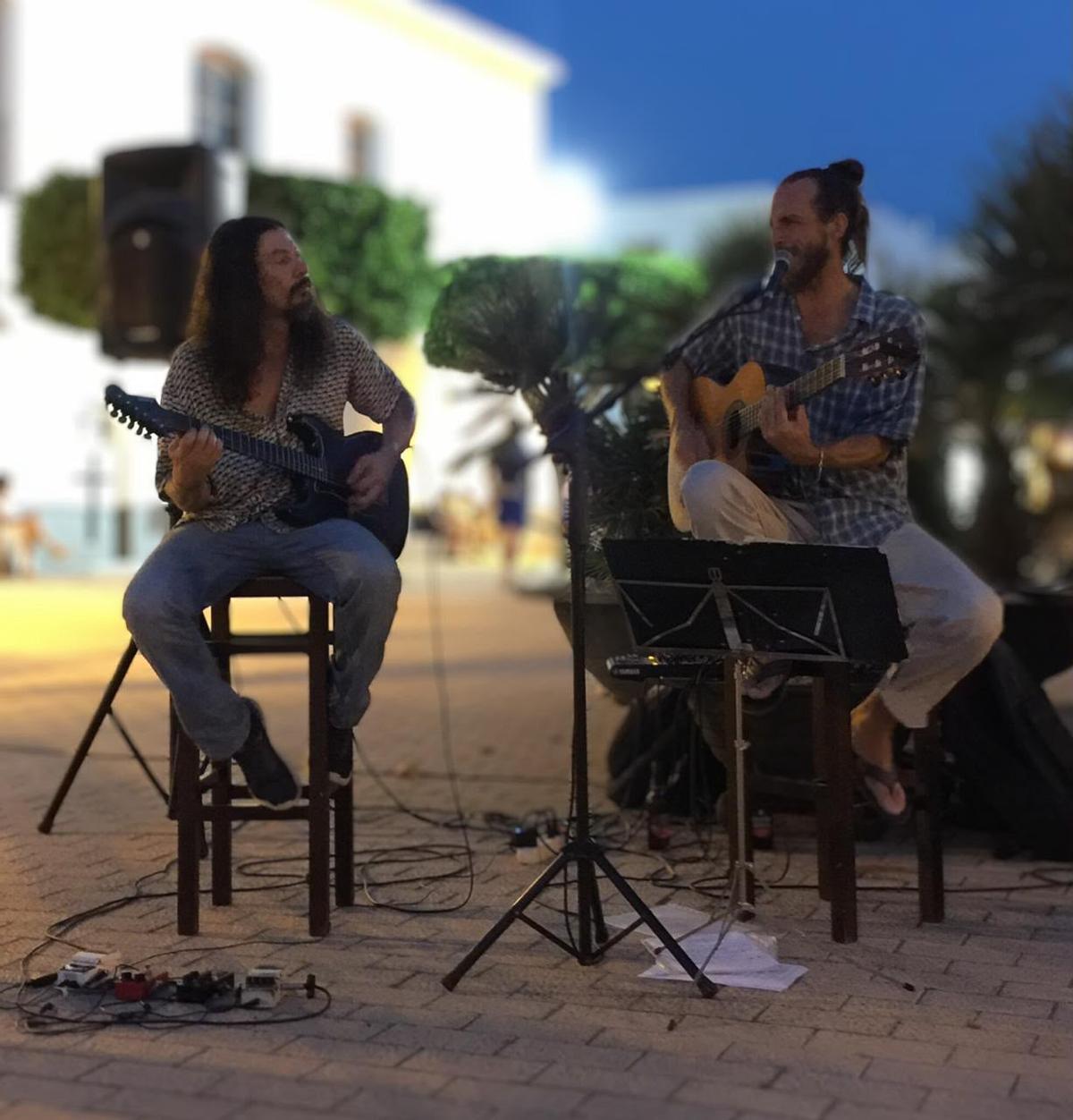 DUO, formación integrada por Matteo Crocetti y Gabriel De Miranda.