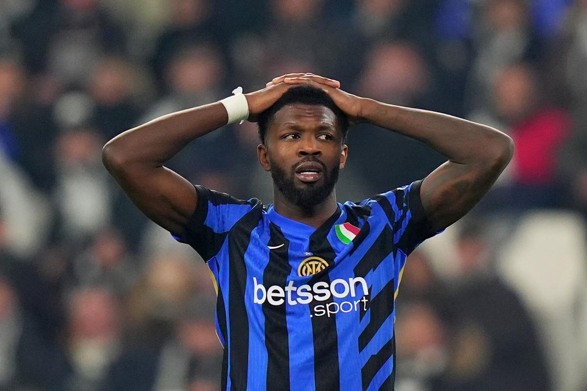 Marcus Thuram se lamenta durante el partido frente a la Juventus en febrero.