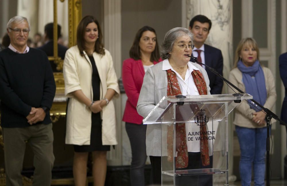 Homenaje a los 25 vecinos centenarios de Valencia