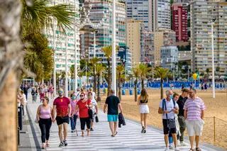 Hosbec sitúa al sector “lejos de una recuperación total” tras analizar las cifras turísticas del verano