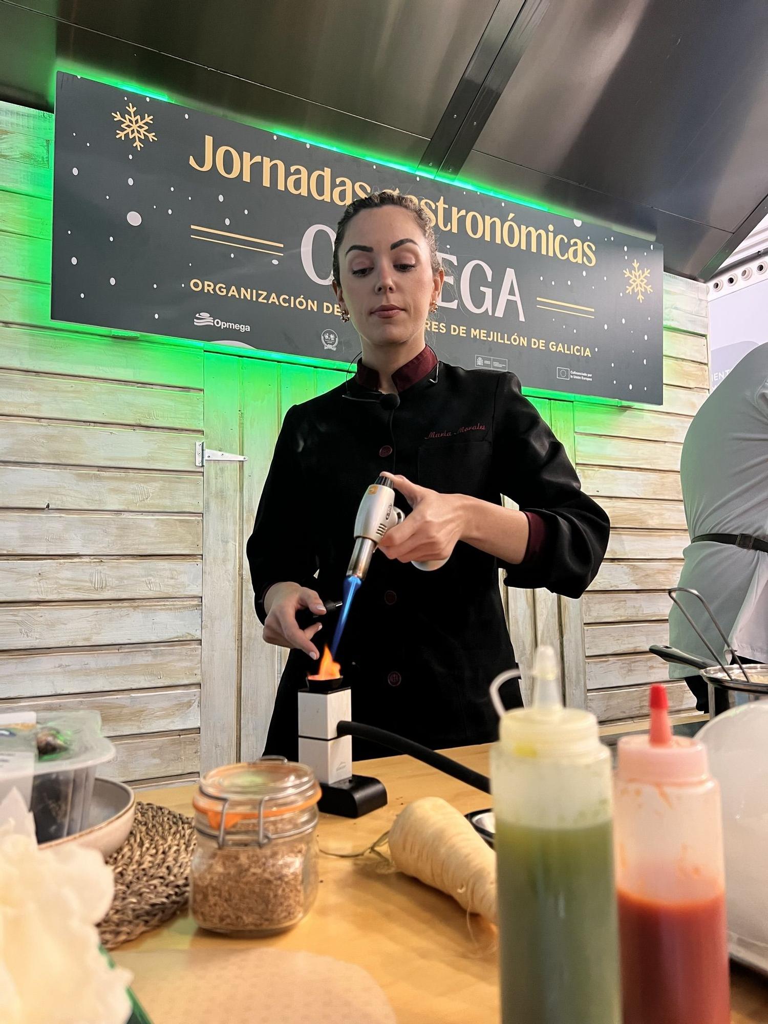 Así es la promoción del mejillón gallego que realiza Opmega en el Mercado Barceló de Madrid.