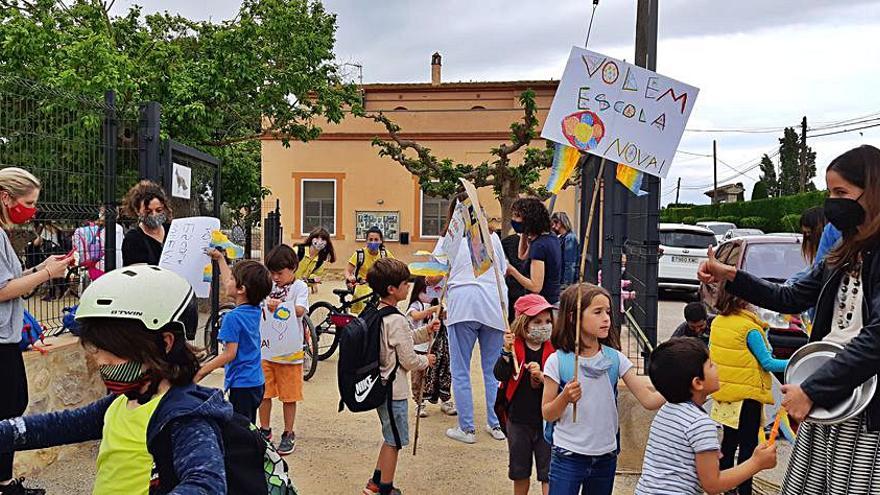 Els alumnes i els pares es van manifestar fa poc