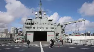 A bordo del buque 'Castilla' de la Armada Española