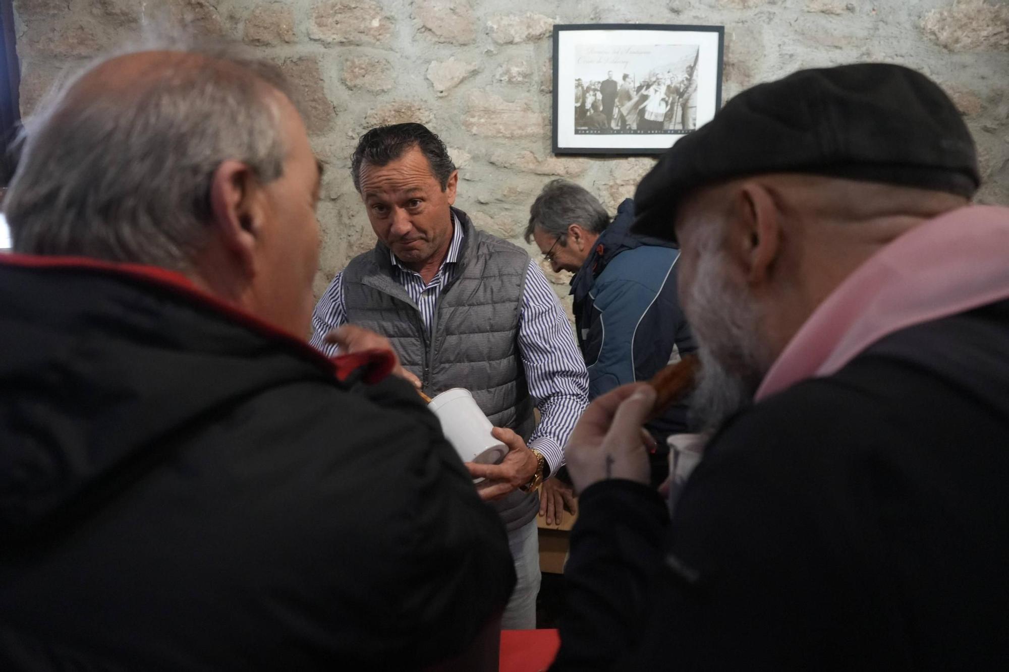 GALERÍA | El Cristo de Valderrey bendice los campos de Zamora