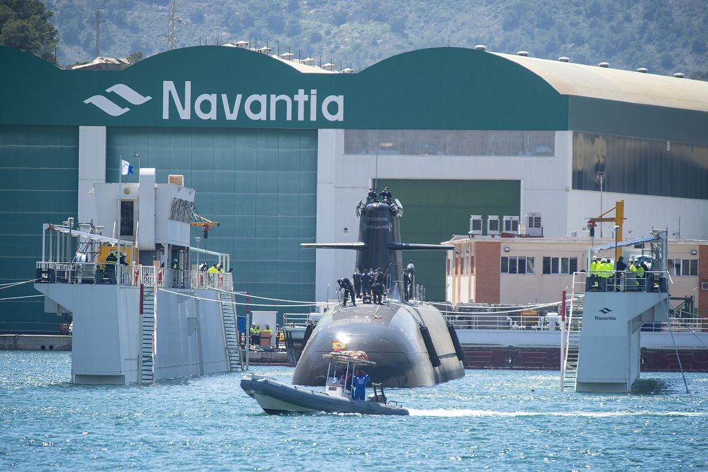 La dotación del S-81 Isaac Peral culmina la puesta a flote industrial del submarino