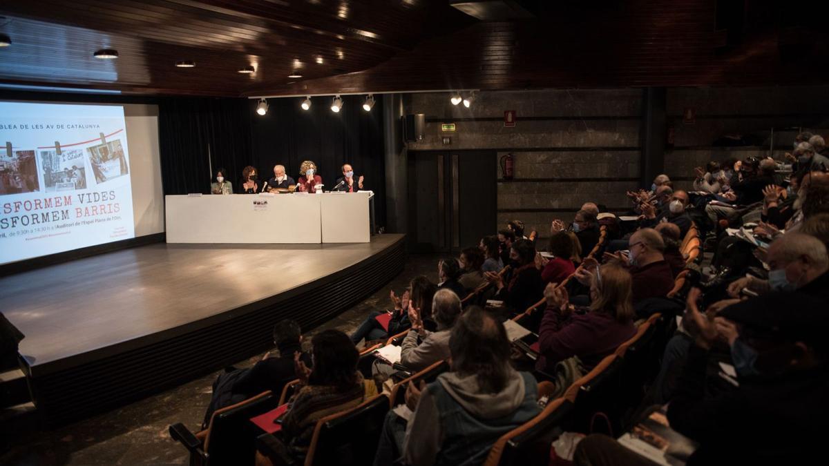 Imatge de la 37a edició de l’assemblea de la Confederació d’Associacions Veïnals de Catalunya, celebrada a Manresa, ahir | MARIA AGUT