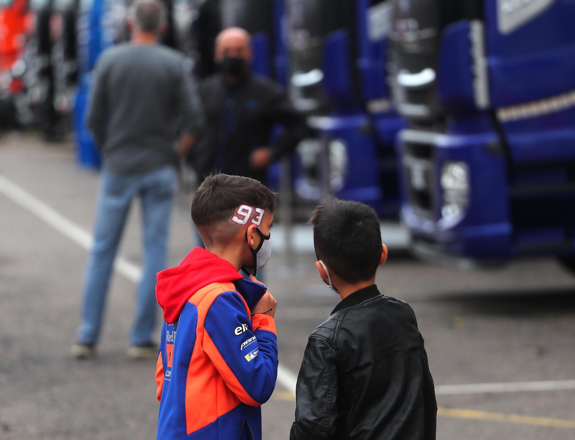 Gran ambiente en el circuito de Cheste