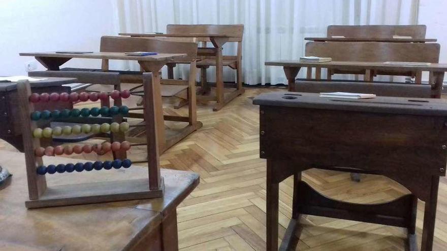 Recreación de una antigua escuela, una de las exposiciones que ofrece el Concello estas navidades.