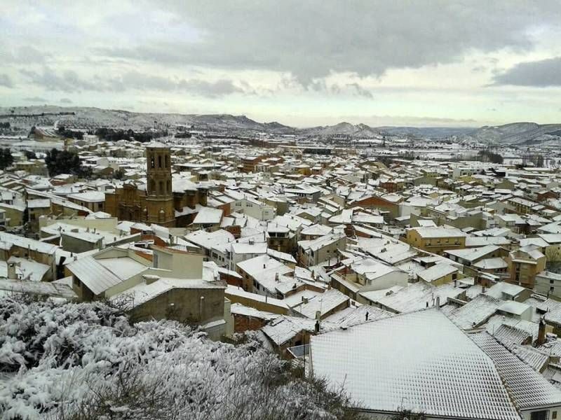 Fotogalería: Un manto blanco cubre gran parte de Aragón