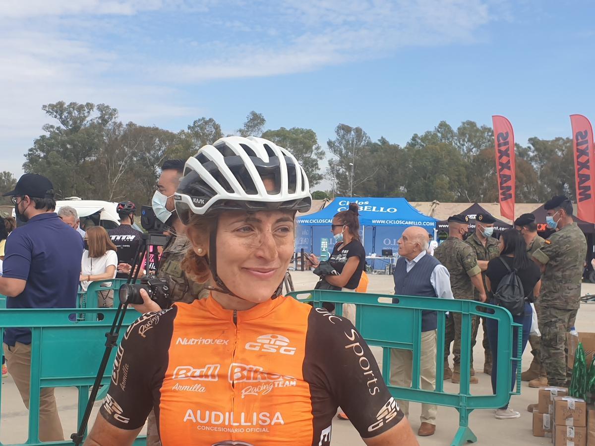 María Díaz, tras proclamarse vencedora de la MTB Guzmán El Bueno.
