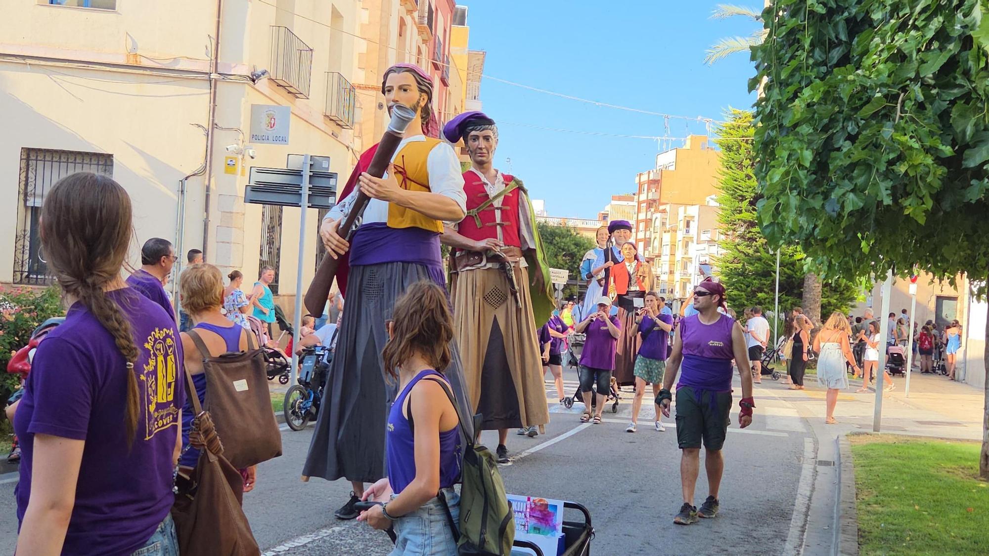 Les imatges de la trobada de nanos i gegants de Vinaròs