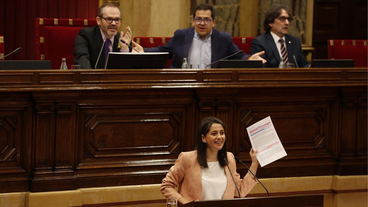 Inés Arrimadas se enzarza con el vicepresidente del Parlament