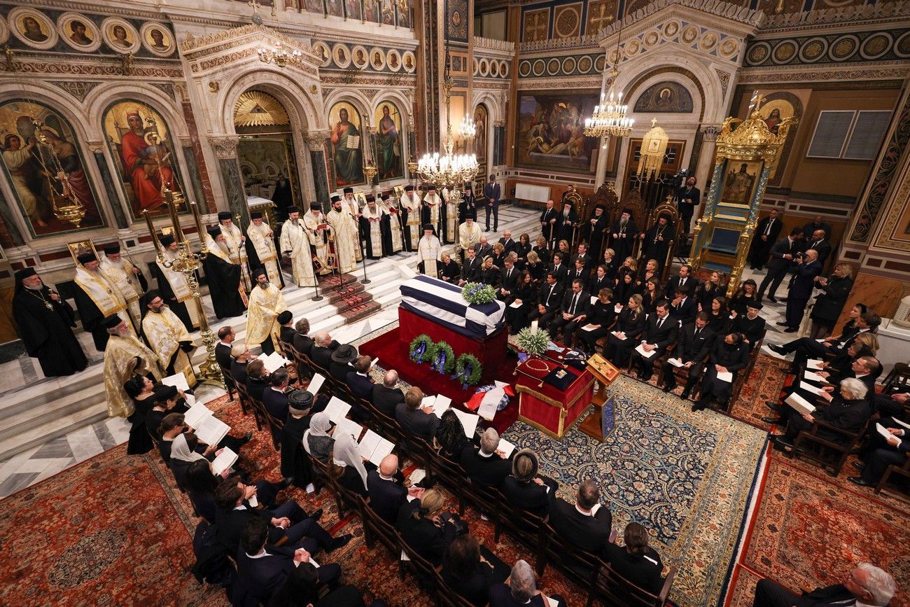 Así es la familia canaria del rey Constantino de Grecia que acaparó toda la atención durante su funeral