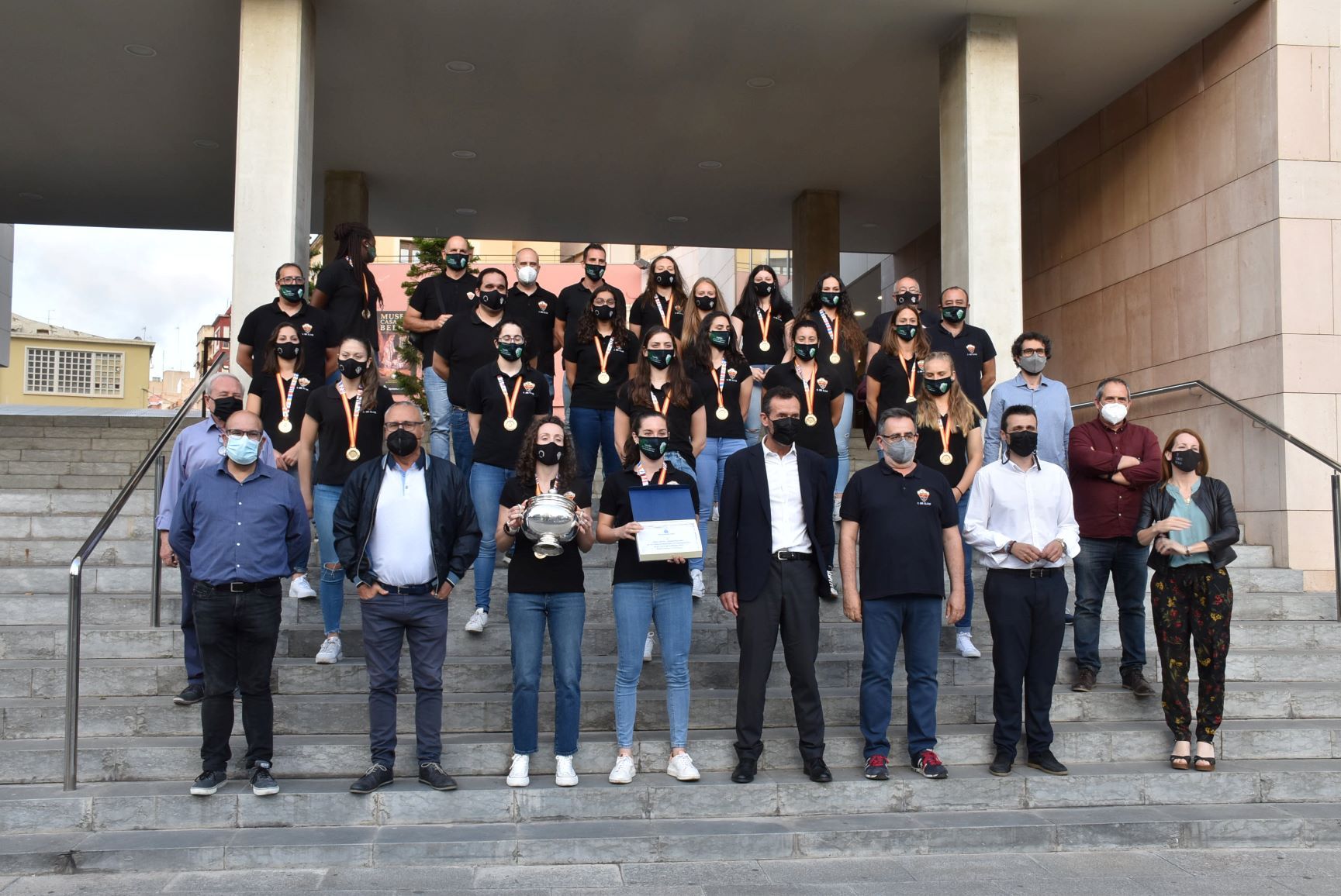 Recepción a las guerreras de Elche tras ganar la Copa de la Reina