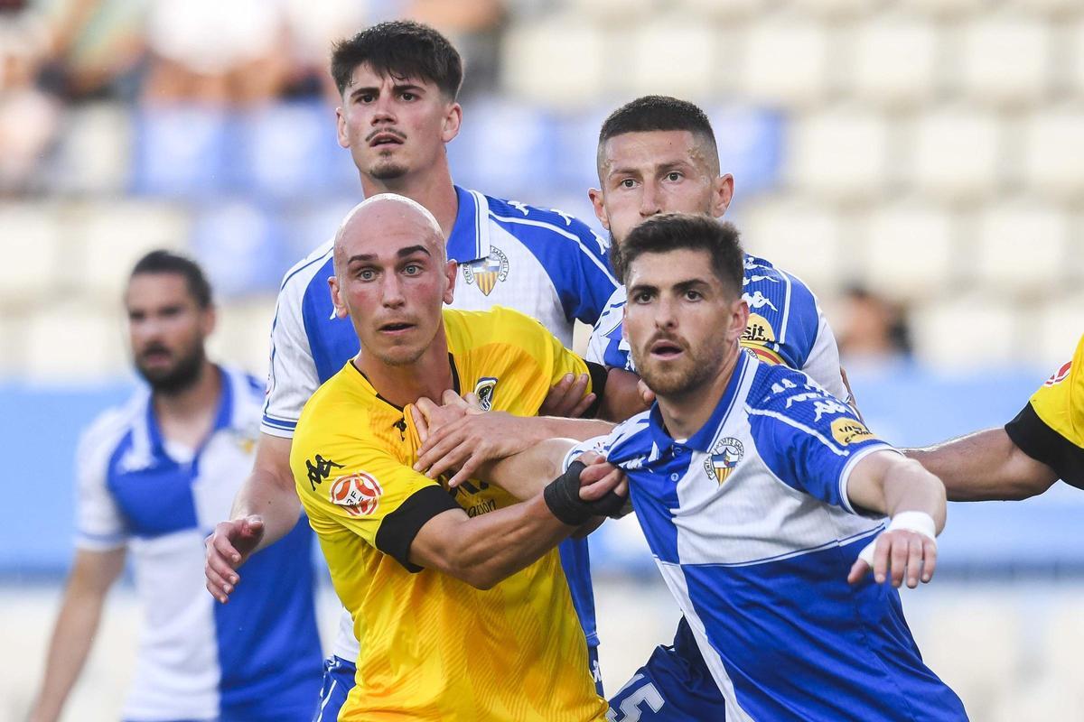 Las mejores imágenes del CE Sabadell - Hércules CF Las mejores imágenes del CE Sabadell - Hércules CF