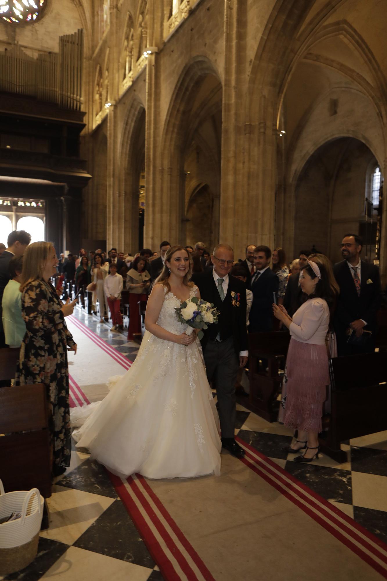 EN IMÁGENES: Oviedo acoge la boda de Paula Canga, hija de Diego Canga, consejero en la Comisión Europea