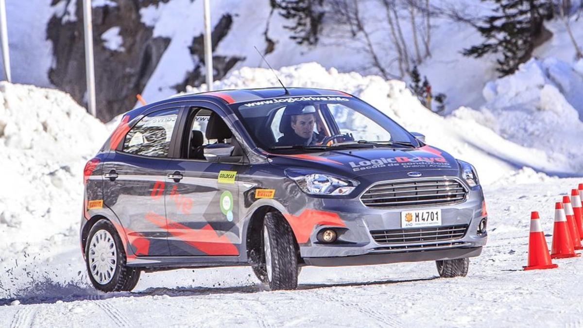 Nil Solans, haciendo 'manos' en el circuito de Arcalís