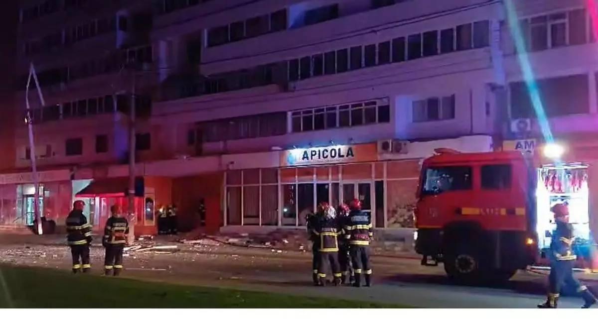 Un bloc d’habitatges de la ciutat romanesa de Galați després de patir l’impacte d’un dron