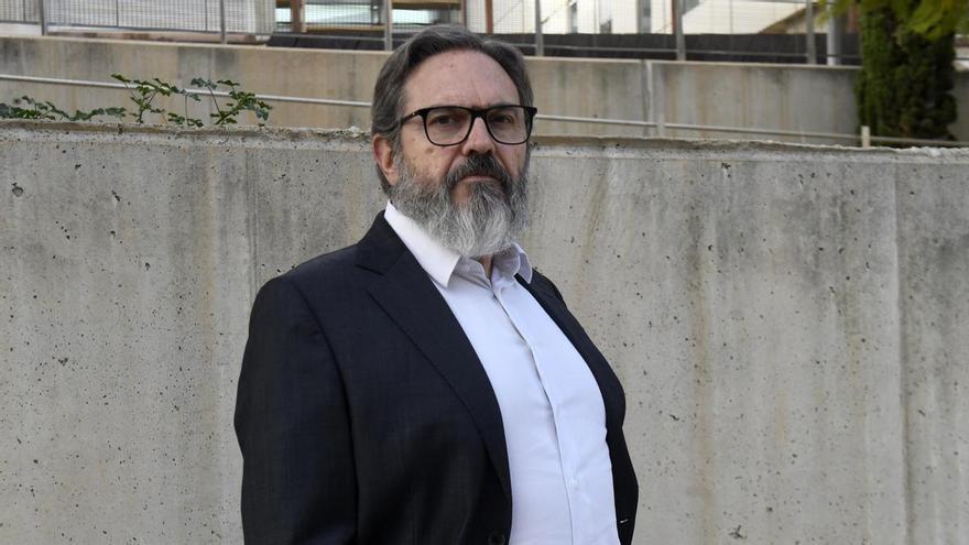 Guillermo Díaz, candidato a rector de la UMU, apuesta por "reducir la burocracia y su equipo de gobierno" como pilares de su proyecto