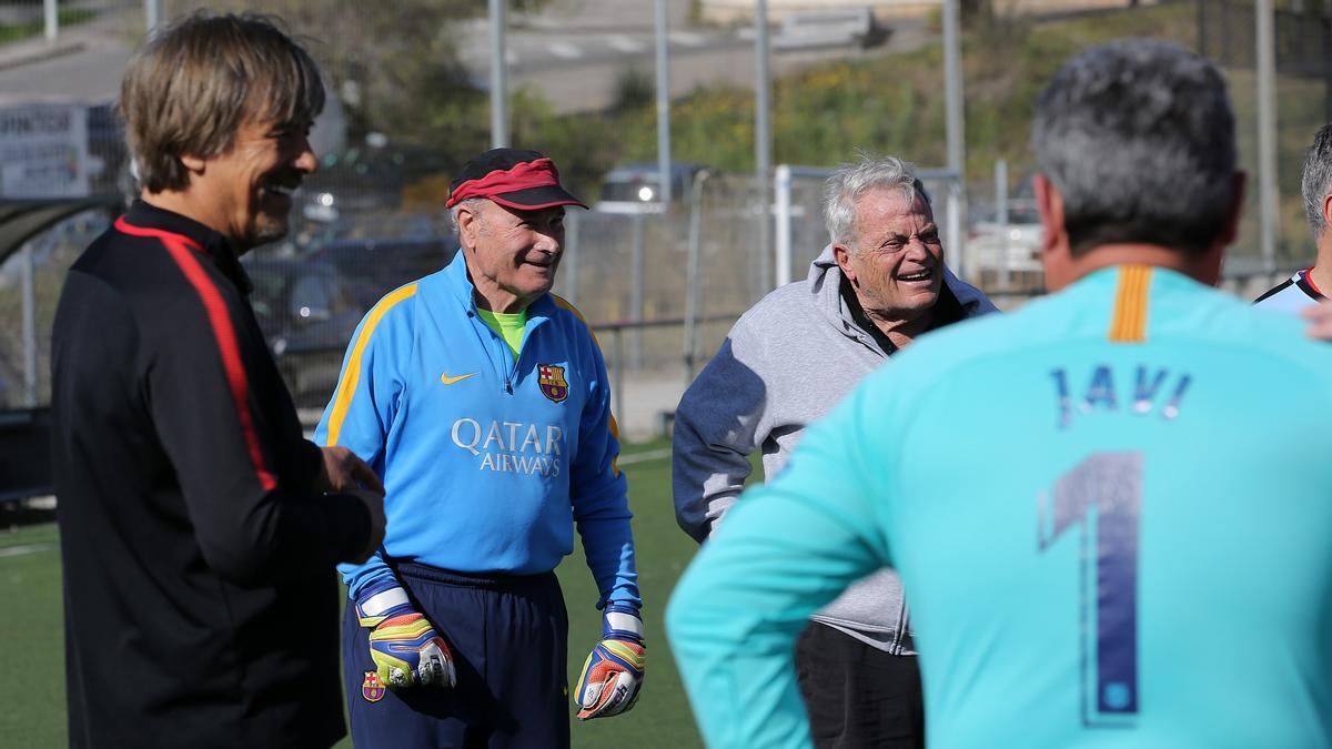 De izquierda a derecha, Silvio, Albert Maiquez Martí (sigue jugando con 81 años) y Pere Guardiola.