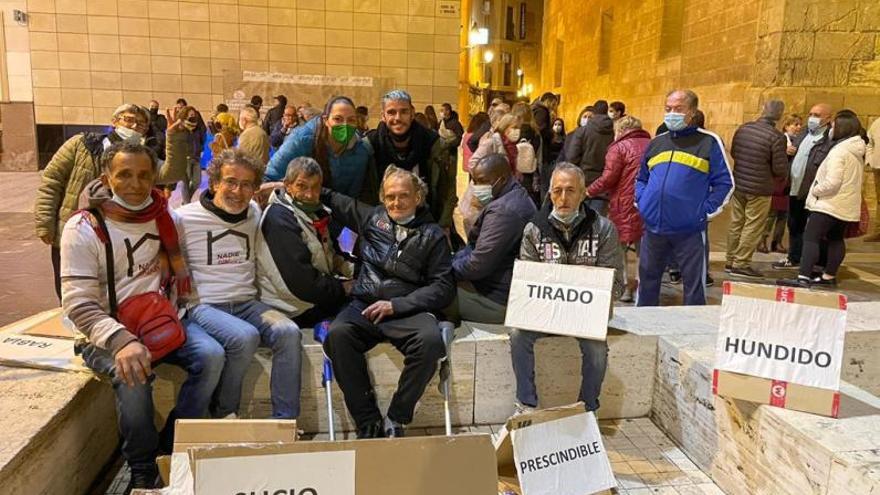 Cáritas urge un parque de vivienda social en Elche tras asistir a 585 personas sin hogar