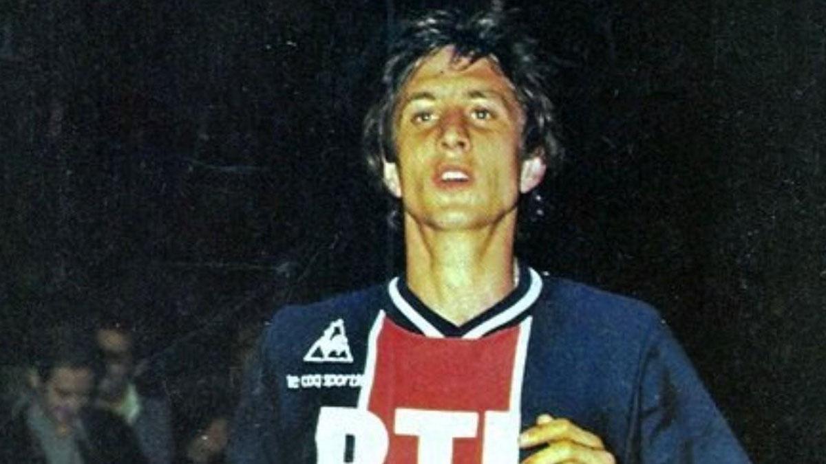 Johan Cruyff, en un amistoso con el París Saint-Germain