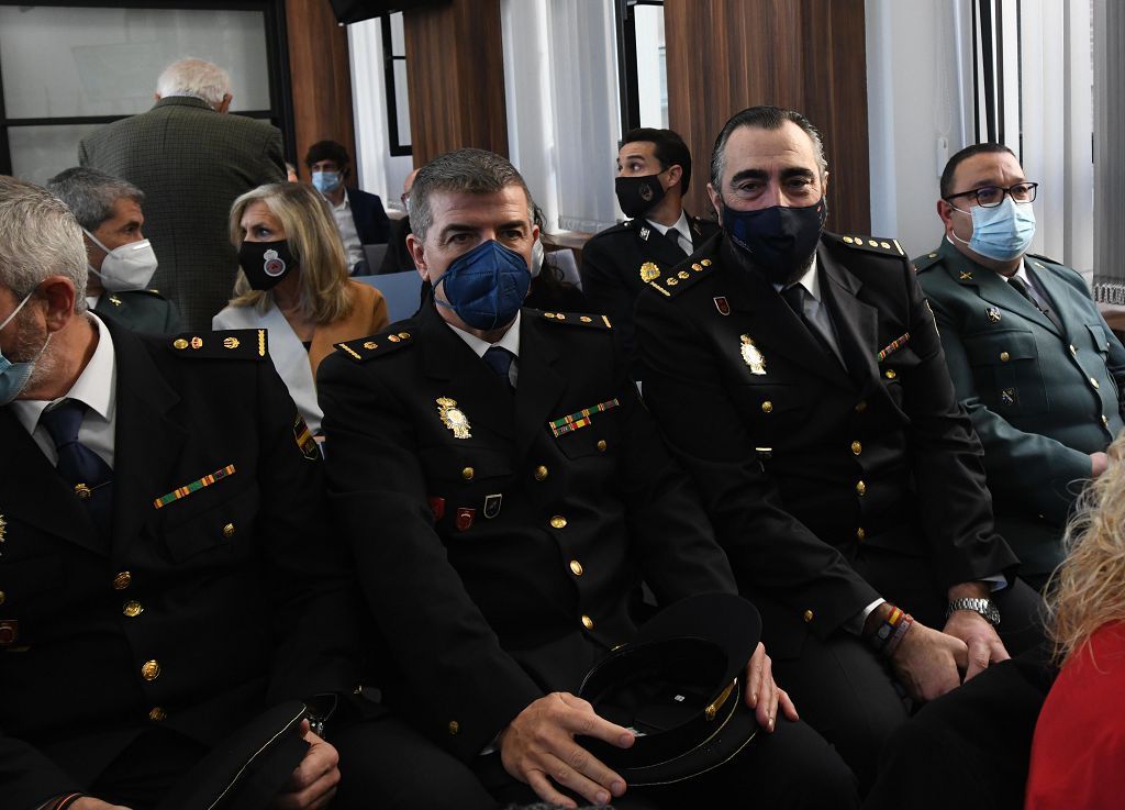 Entrega de medallas al mérito a Protección Civil