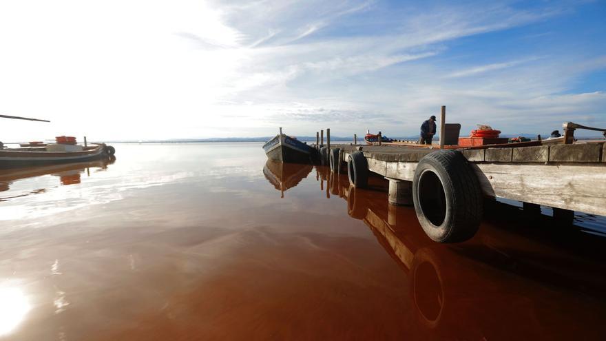 El agua de l'Albufera, bajo mínimos por la falta de lluvia